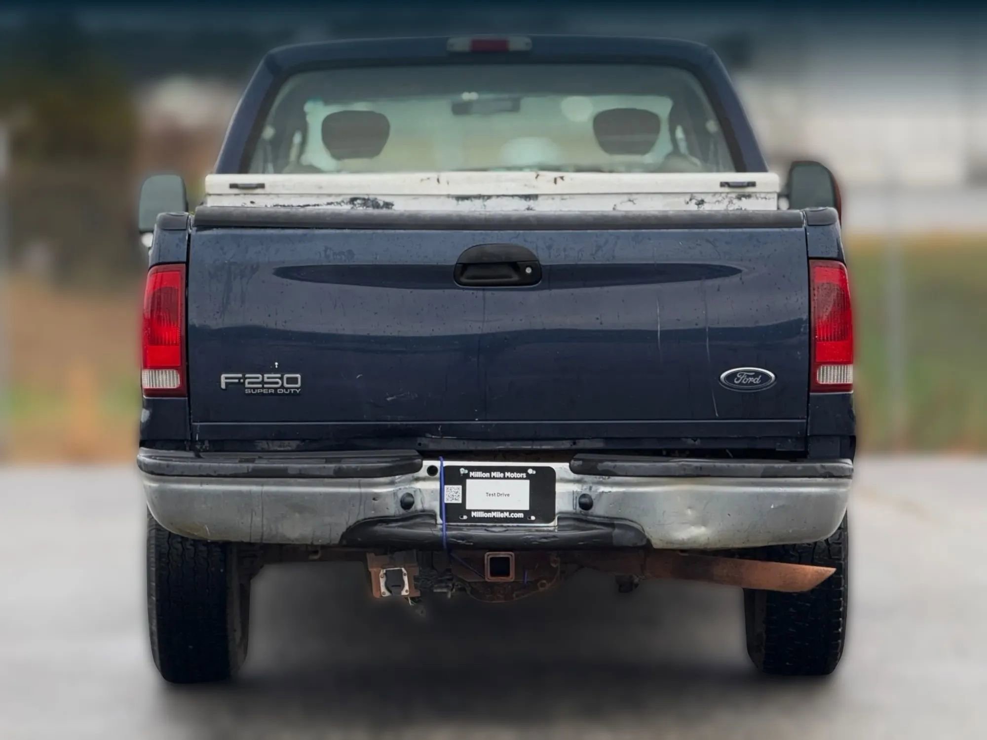 Used 2003 Ford F250 XL image 4