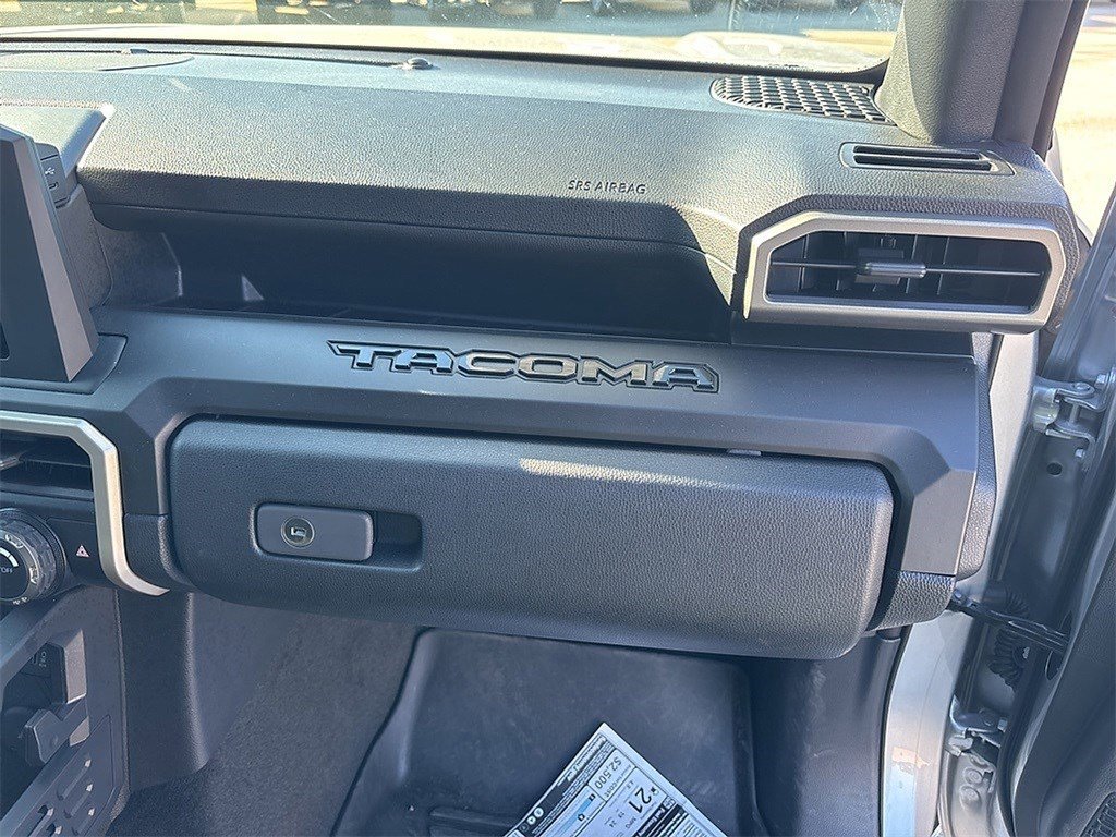 Used 2025 Toyota Tacoma SR image 16