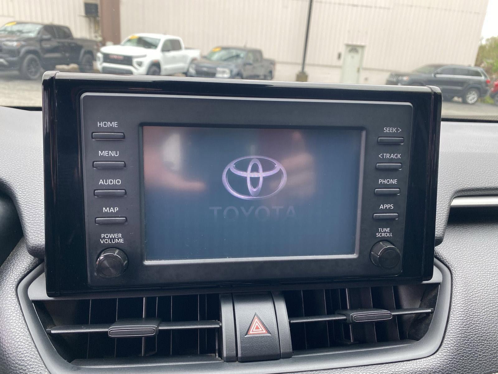 Used 2019 Toyota RAV4 XLE w/ All Weather Liner Package AWD/4WD image 28