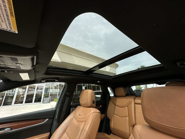 Certified 2024 Cadillac XT5 Premium Luxury FWD image 30