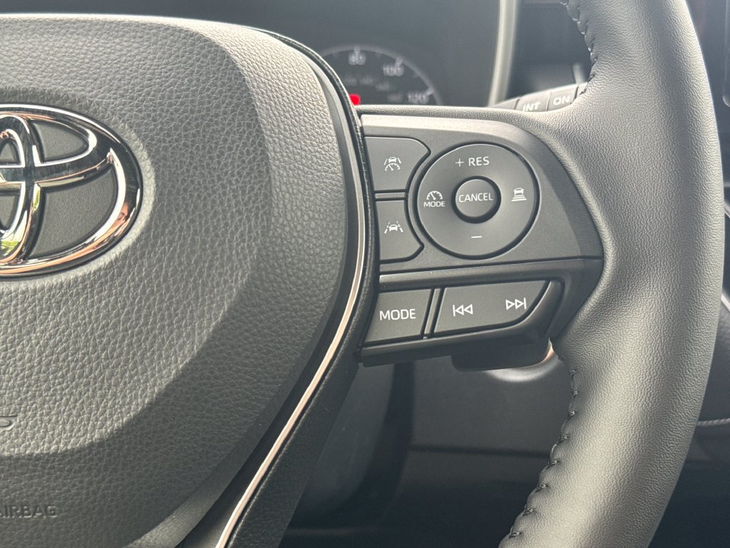 New 2026 Toyota Corolla SE FWD image 19
