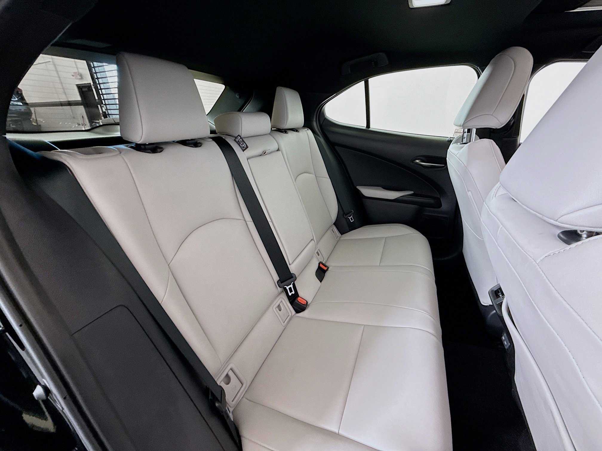 Used 2025 Lexus UX 300h AWD w/ Accessory Package (Z1) image 25