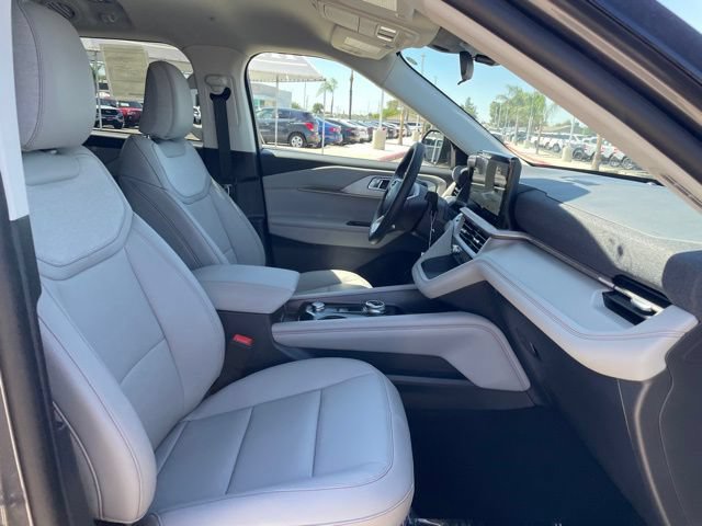 New 2026 Ford Explorer Active w/ Active Comfort Package RWD image 26
