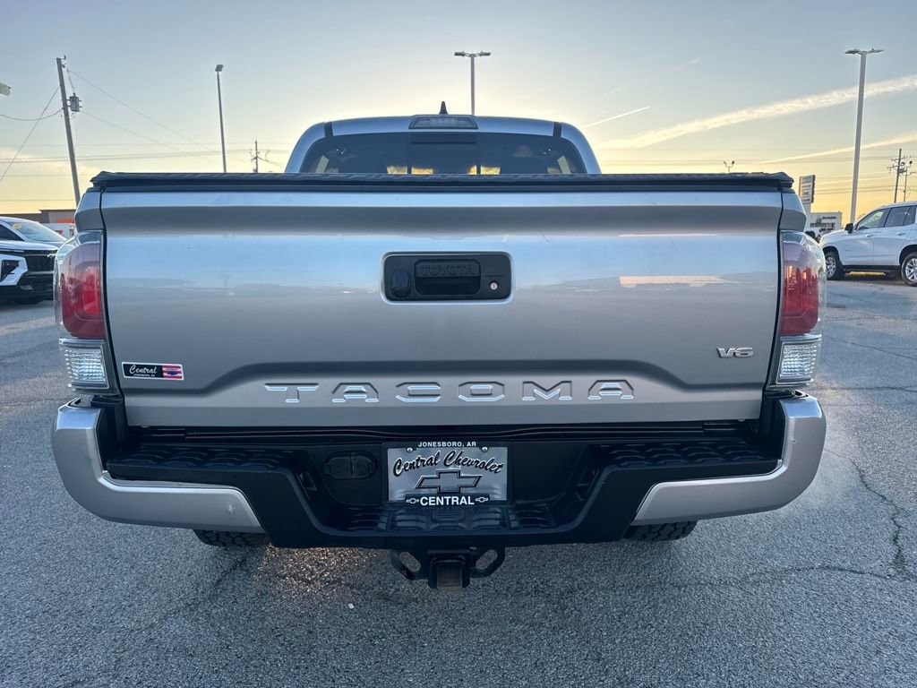 Used 2020 Toyota Tacoma TRD Sport image 5