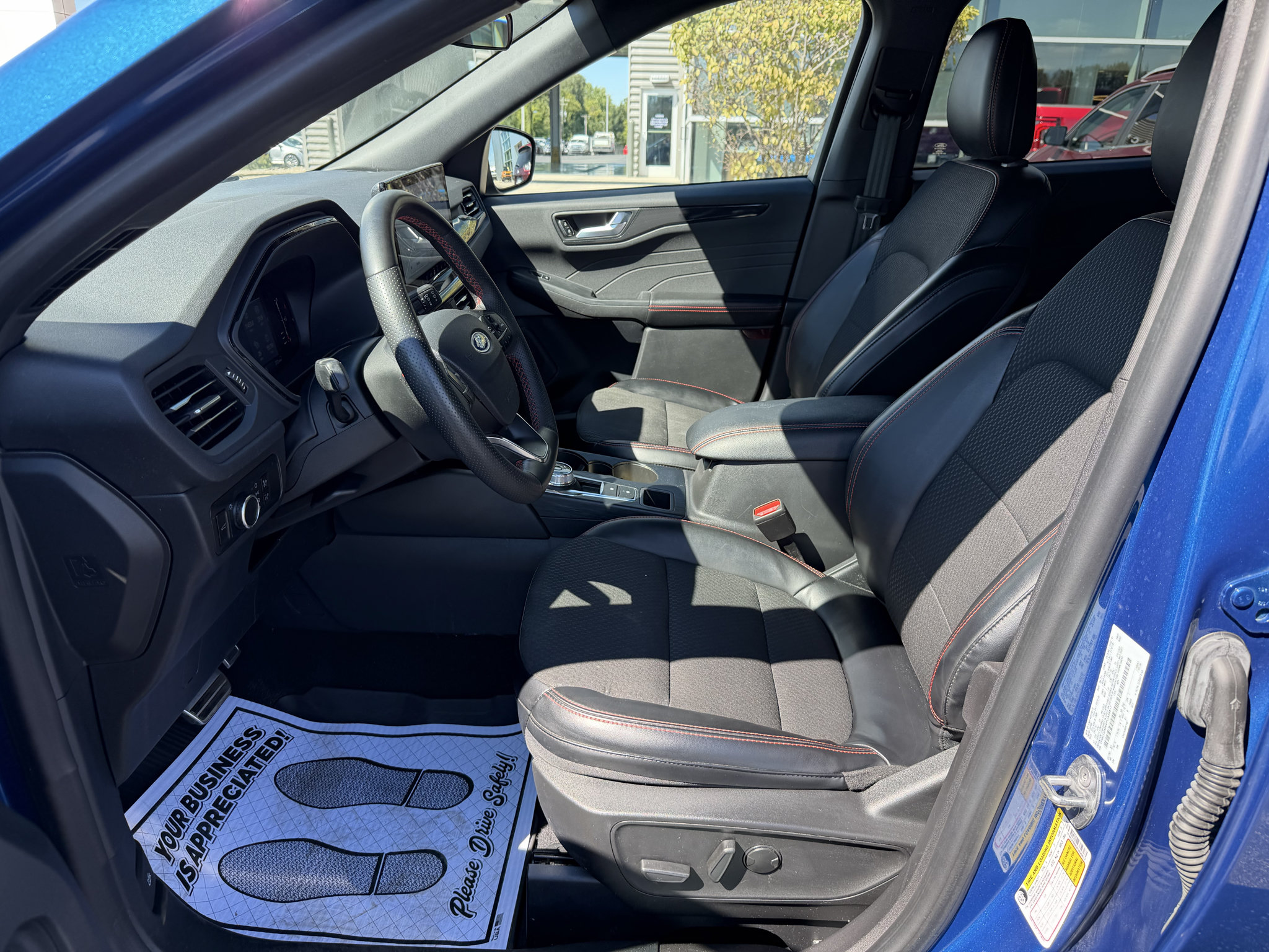 Used 2023 Ford Escape ST-Line w/ Tech Pack #1 FWD image 19
