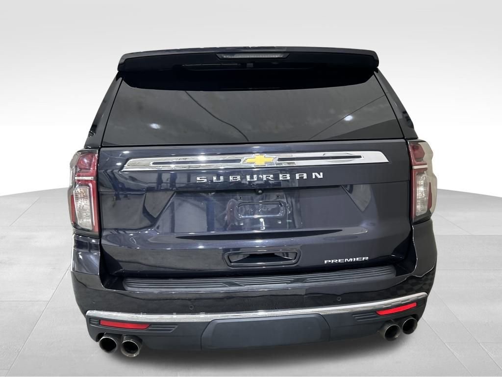 Used 2022 Chevrolet Suburban Premier image 4