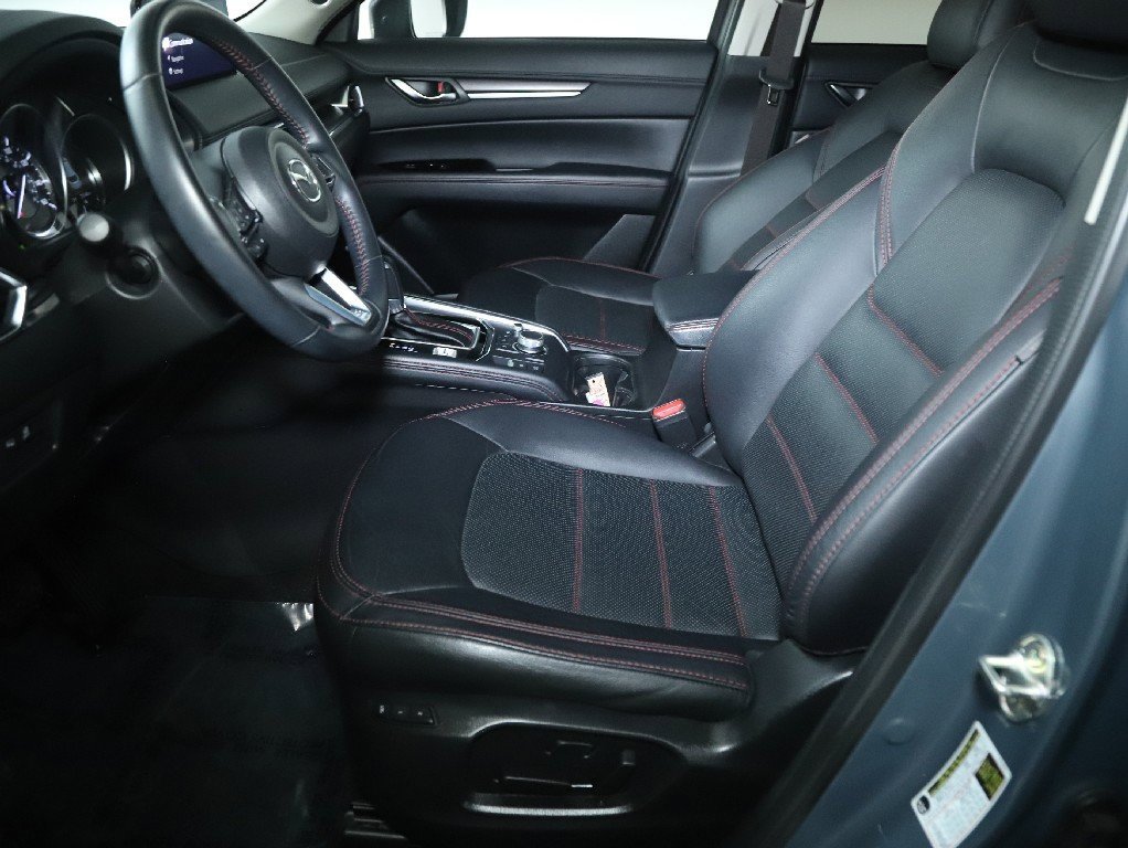 Certified 2023 MAZDA CX-5 Carbon Edition image 18