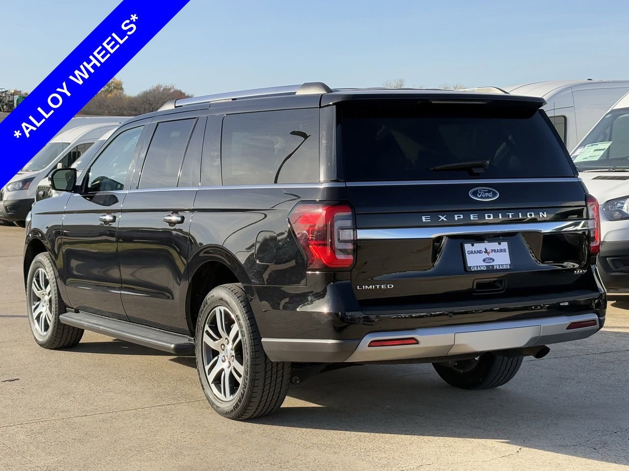 Used 2024 Ford Expedition Max Limited image 6