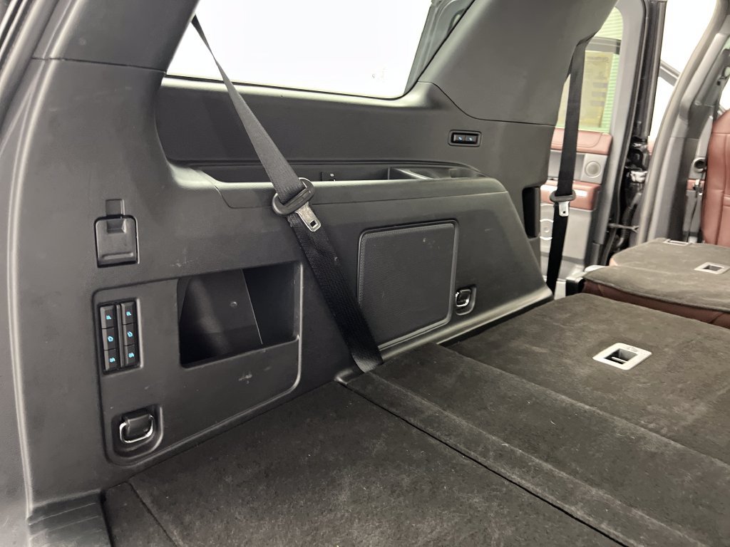 Used 2023 Ford Expedition Limited AWD/4WD image 46