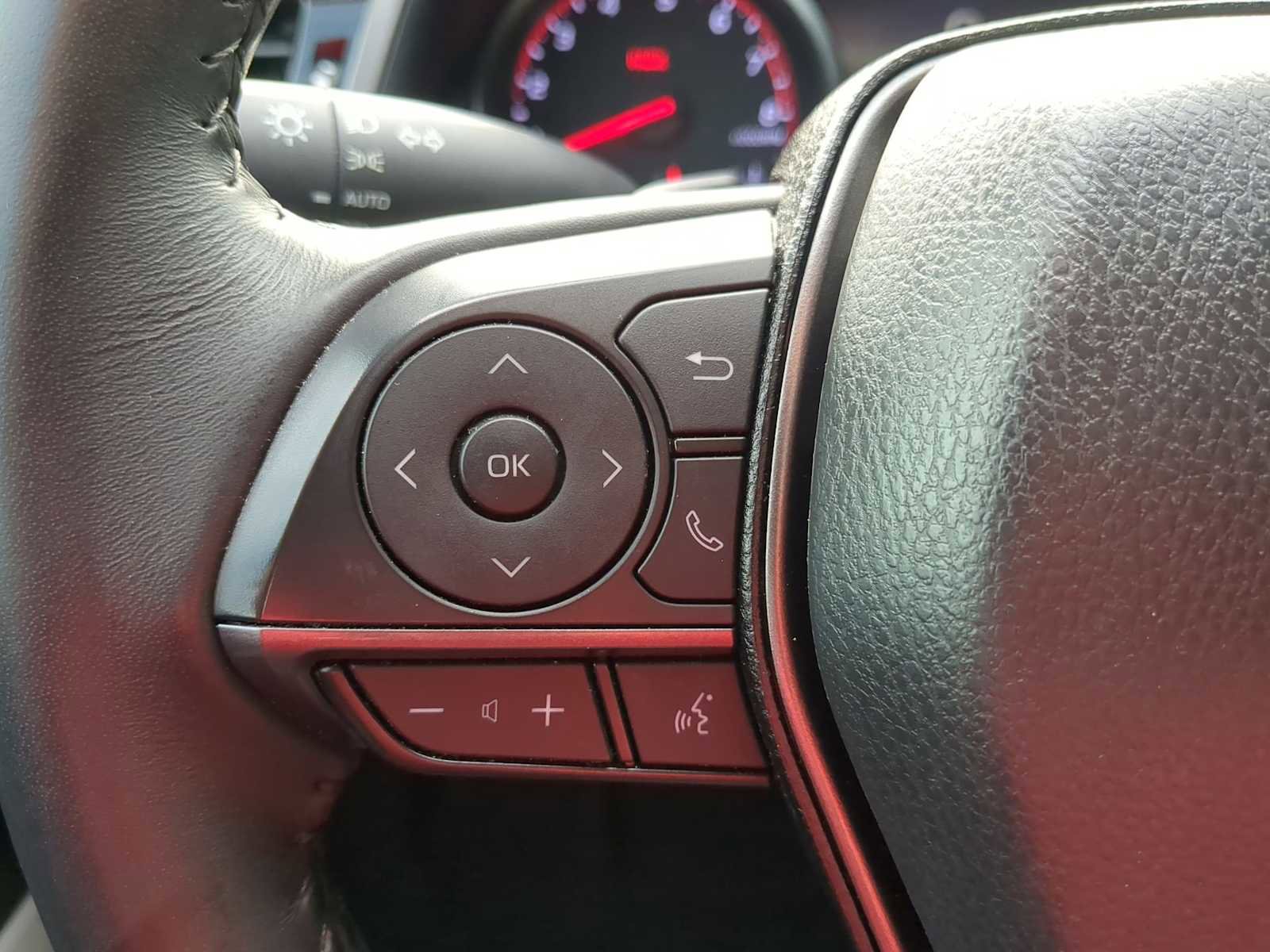 Used 2022 Toyota Camry XSE w/ Navigation Package image 16