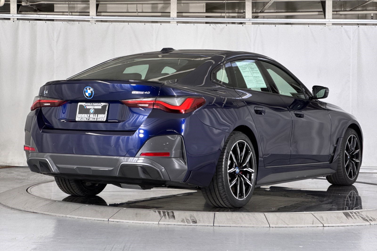 Used 2024 BMW i4 eDrive40 w/ M Sport Package RWD image 9