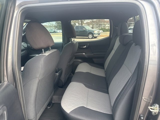 Used 2020 Toyota Tacoma TRD Off-Road image 21