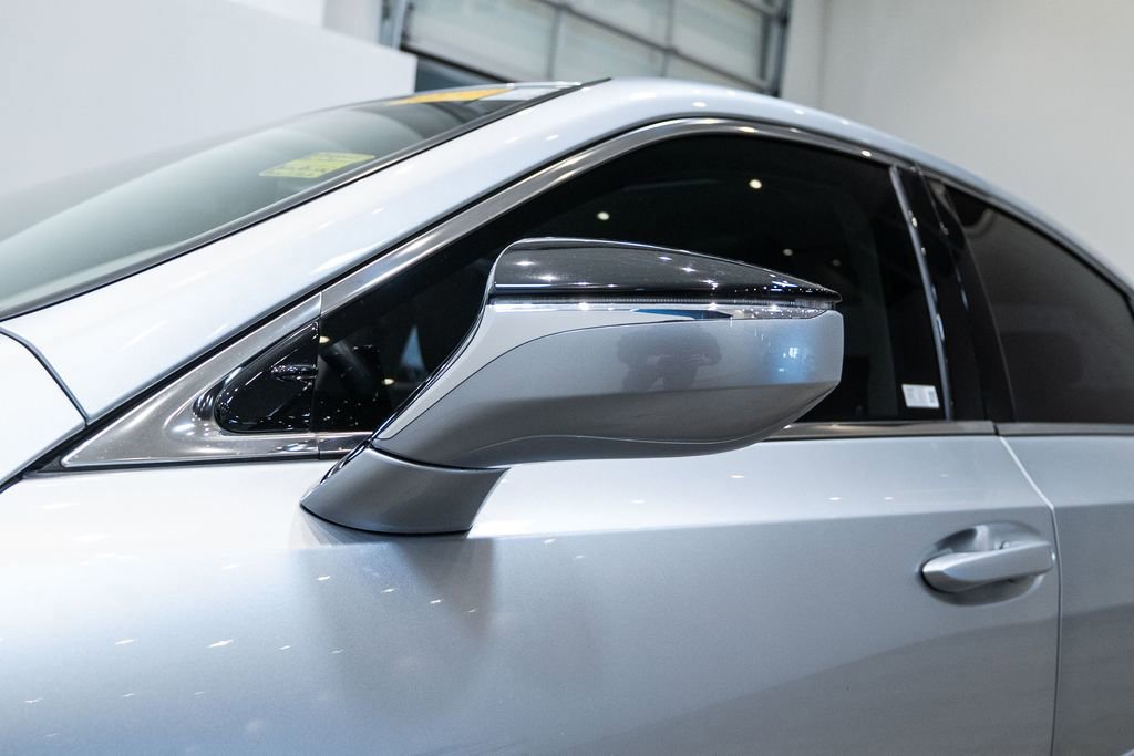 Used 2022 Lexus ES 350 w/ Premium Package image 9