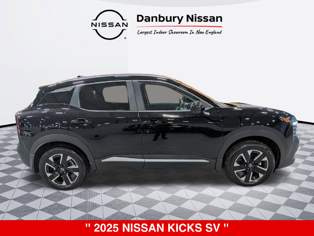 Certified 2025 Nissan Kicks SV w/ SV Premium Package AWD/4WD image 2