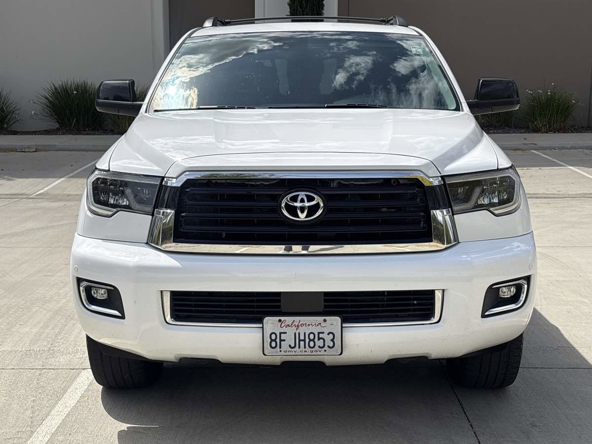 Used 2018 Toyota Sequoia TRD Sport image 8