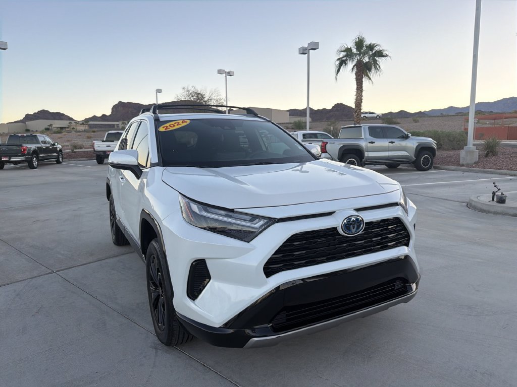 Certified 2024 Toyota RAV4 SE w/ Convenience Package AWD/4WD image 3