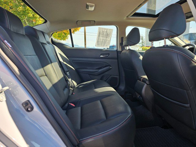 Used 2023 Nissan Altima 2.5 SR w/ SR Premium Package FWD image 13