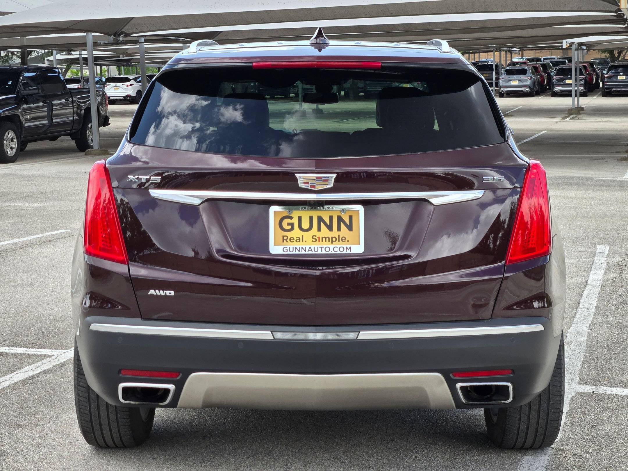 Used 2017 Cadillac XT5 Platinum AWD/4WD image 5