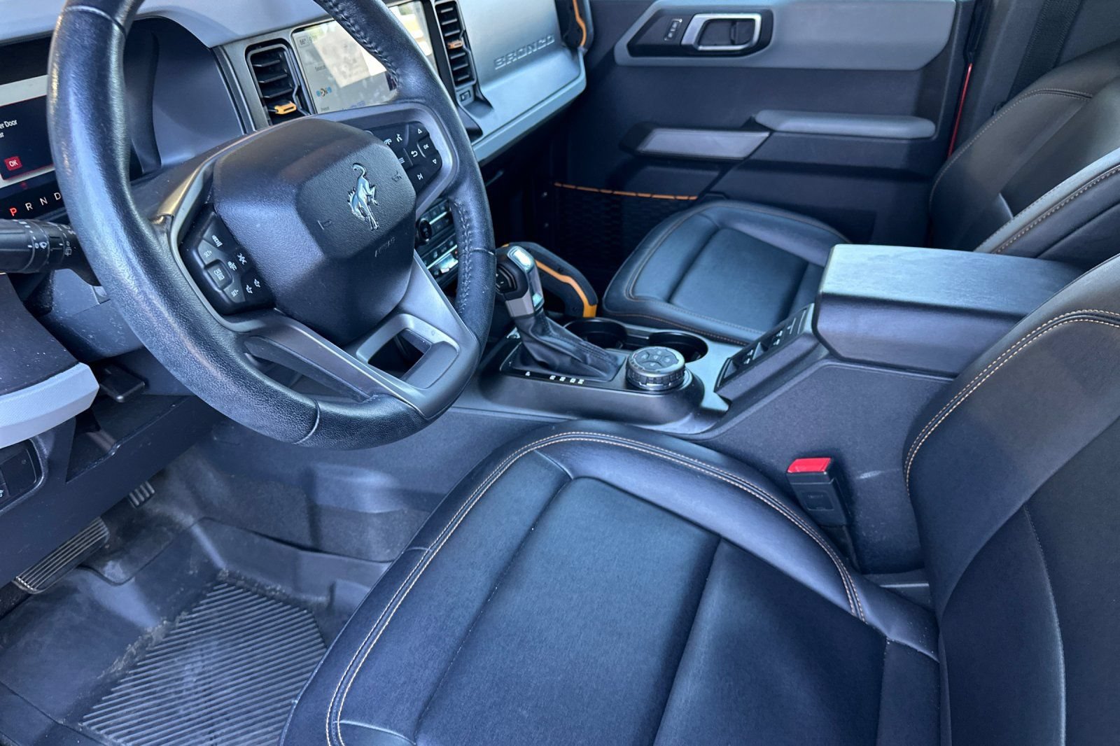 Used 2022 Ford Bronco Badlands AWD/4WD image 9
