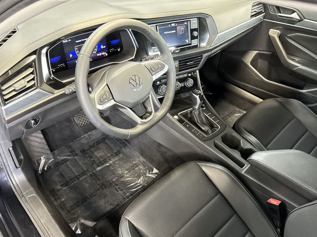Certified 2022 Volkswagen Jetta SE FWD image 13