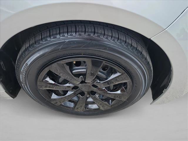 Used 2024 Toyota Corolla LE FWD image 10
