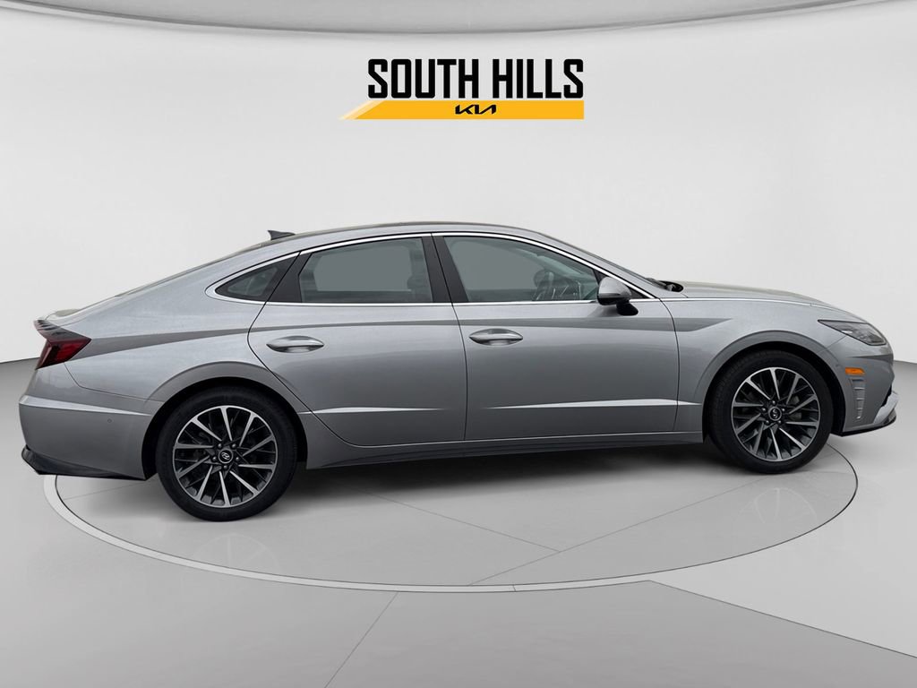 Used 2023 Hyundai Sonata Limited w/ Cargo Package FWD image 6