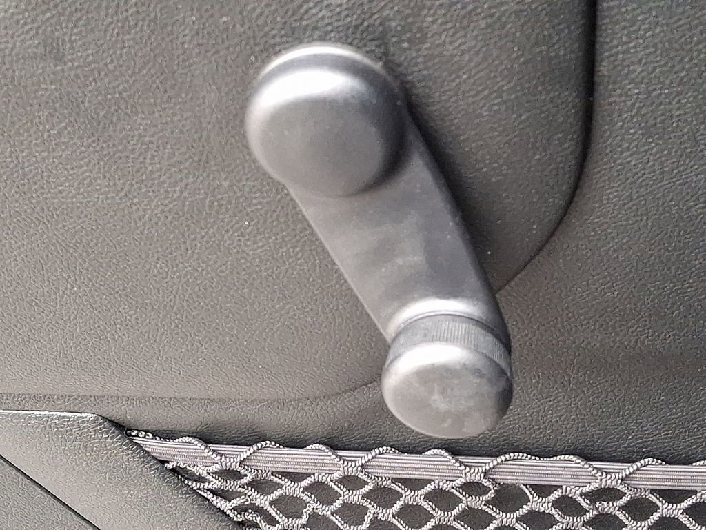 Used 2018 Jeep Wrangler Unlimited Sport image 27