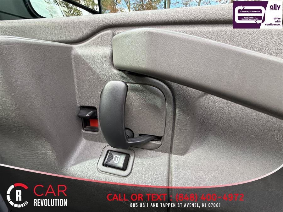 Used 2017 Chevrolet Express 3500 LT w/ LT Preferred Equipment Group RWD image 36