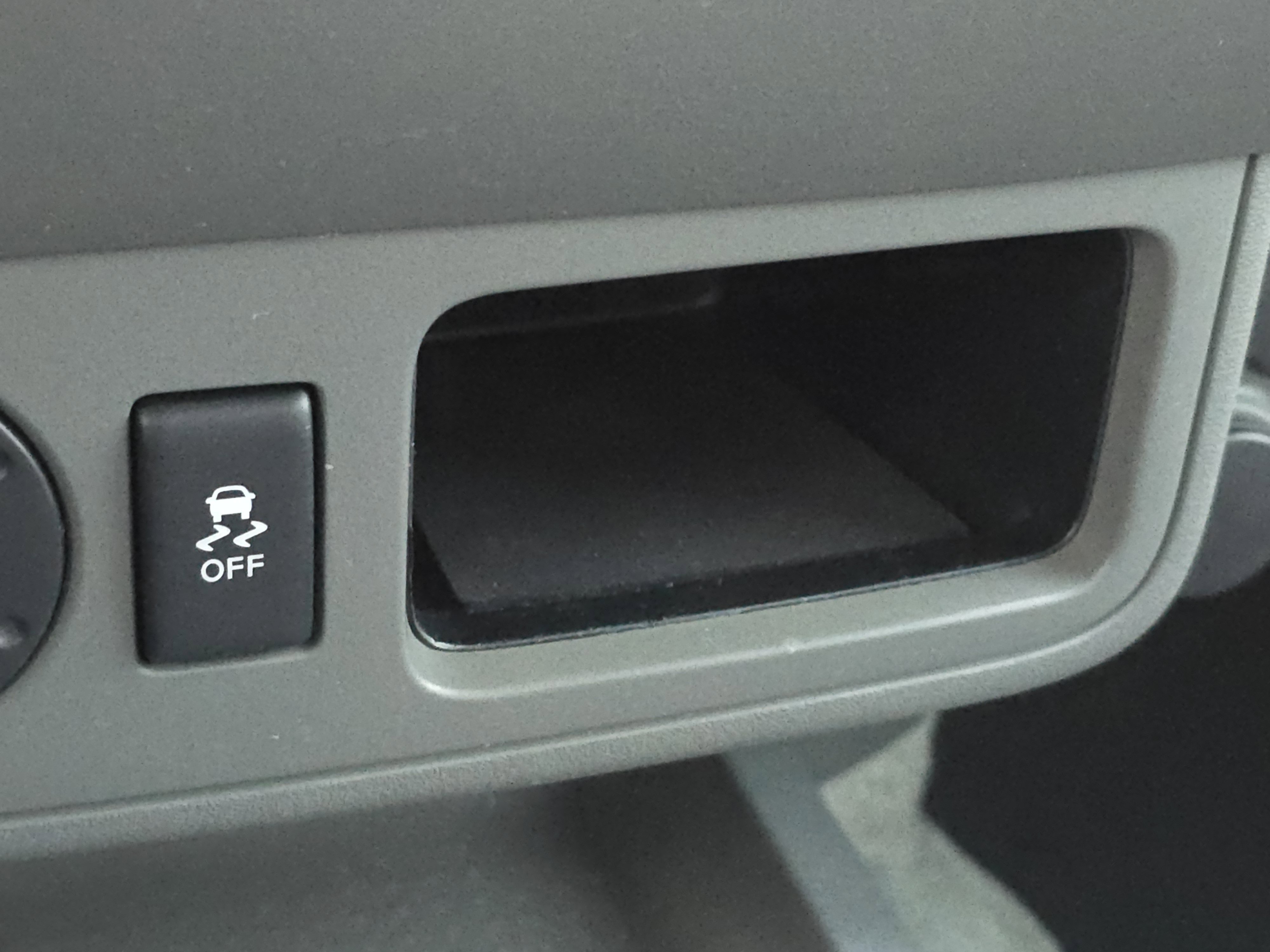 Used 2015 Nissan Frontier Desert Runner image 20