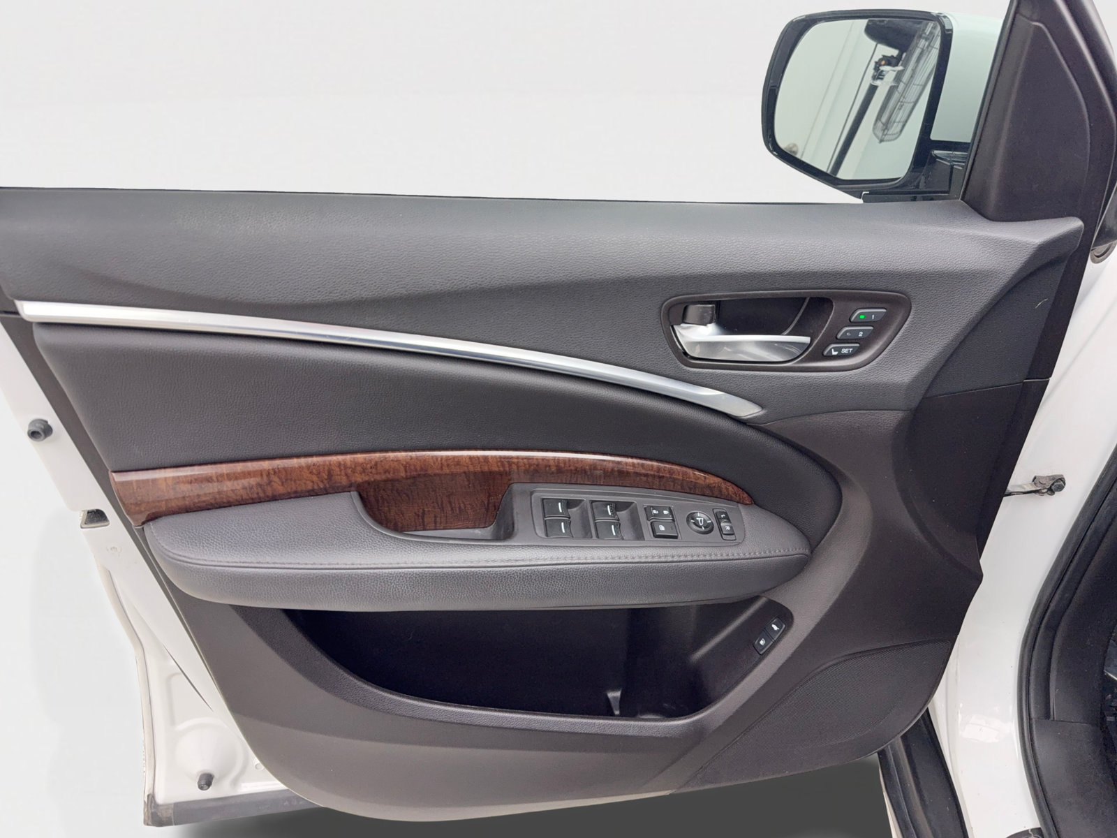 Used 2020 Acura MDX FWD image 30