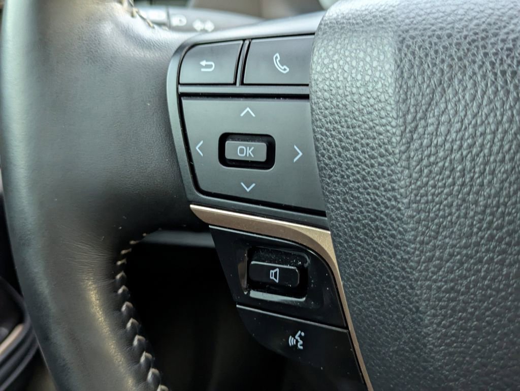 Certified 2024 Toyota Crown Limited w/ Advanced Technology Package image 25