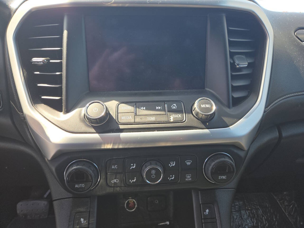 Used 2018 GMC Acadia SLT AWD/4WD image 16