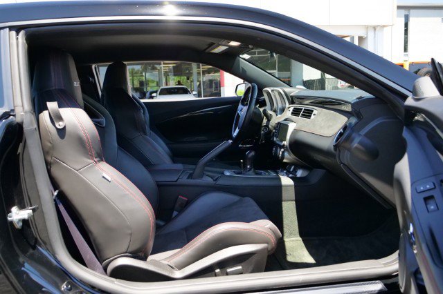 Used 2015 Chevrolet Camaro ZL1 RWD image 36
