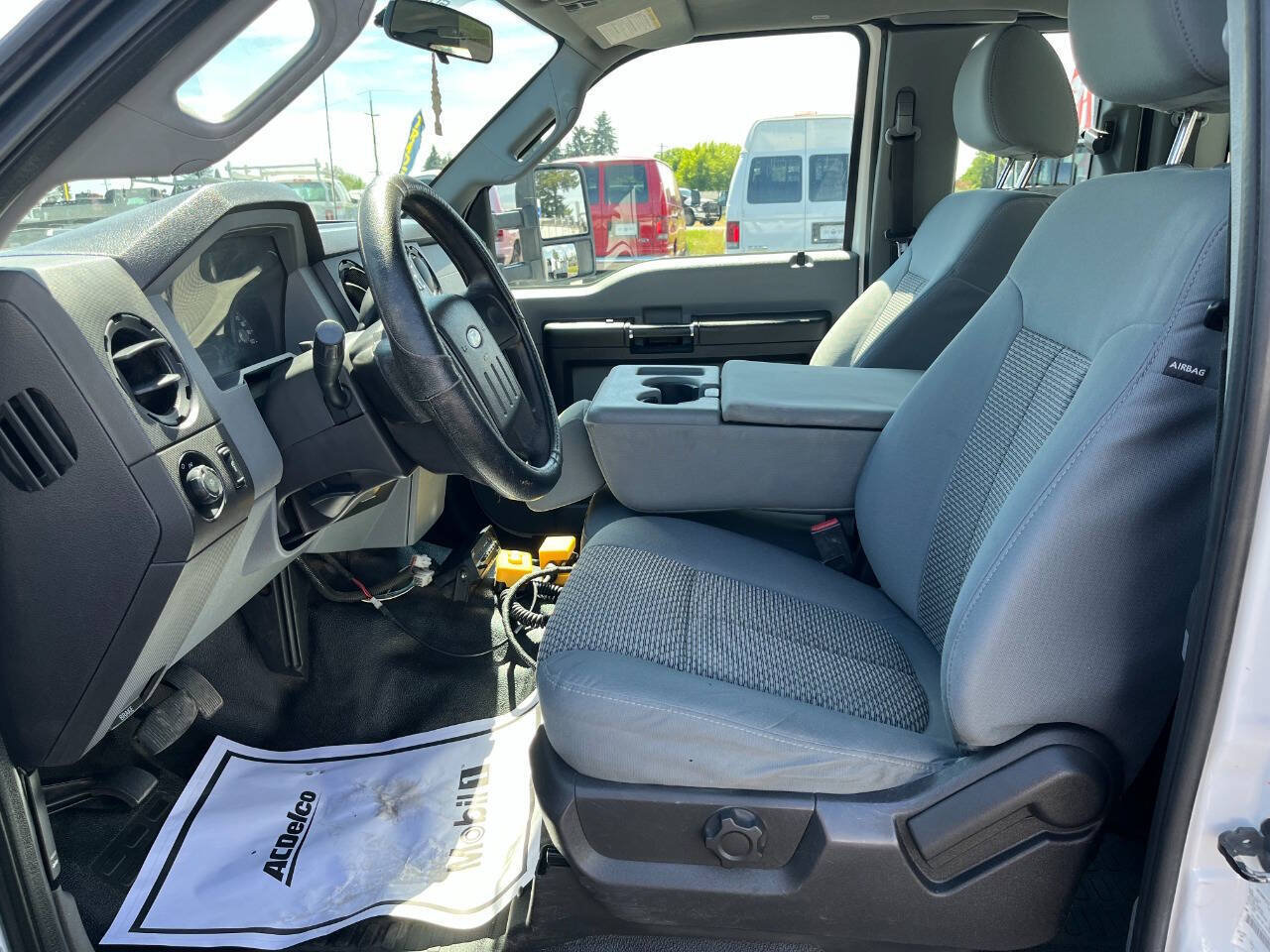 Used 2015 Ford F550 4x4 SuperCab Super Duty w/ Power Equipment Group image 8