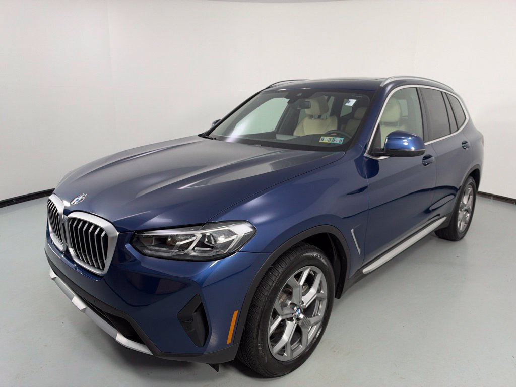 Used 2024 BMW X3 xDrive30i w/ Convenience Package AWD/4WD image 3