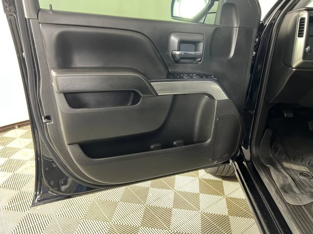 Used 2018 Chevrolet Silverado 1500 LT w/ Texas Edition RWD image 10