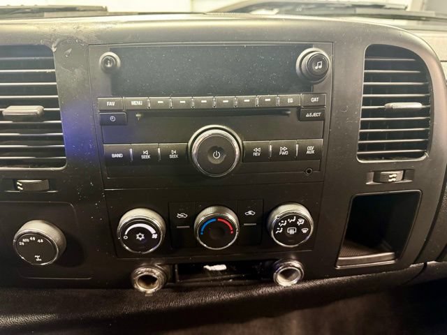 Used 2007 Chevrolet Silverado 1500 LT w/ 1LT Convenience Package AWD/4WD image 14