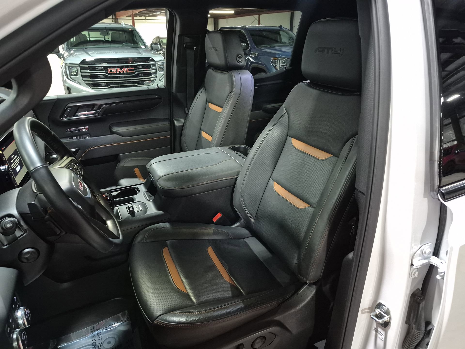 Certified 2024 GMC Sierra 1500 AT4 w/ Technology Package AWD/4WD image 21