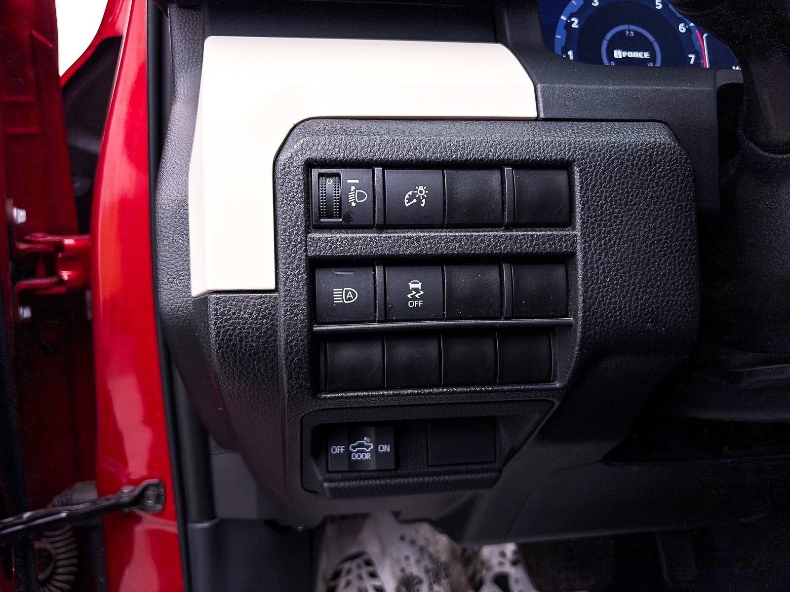 Used 2024 Toyota Tacoma TRD Off-Road AWD/4WD image 18