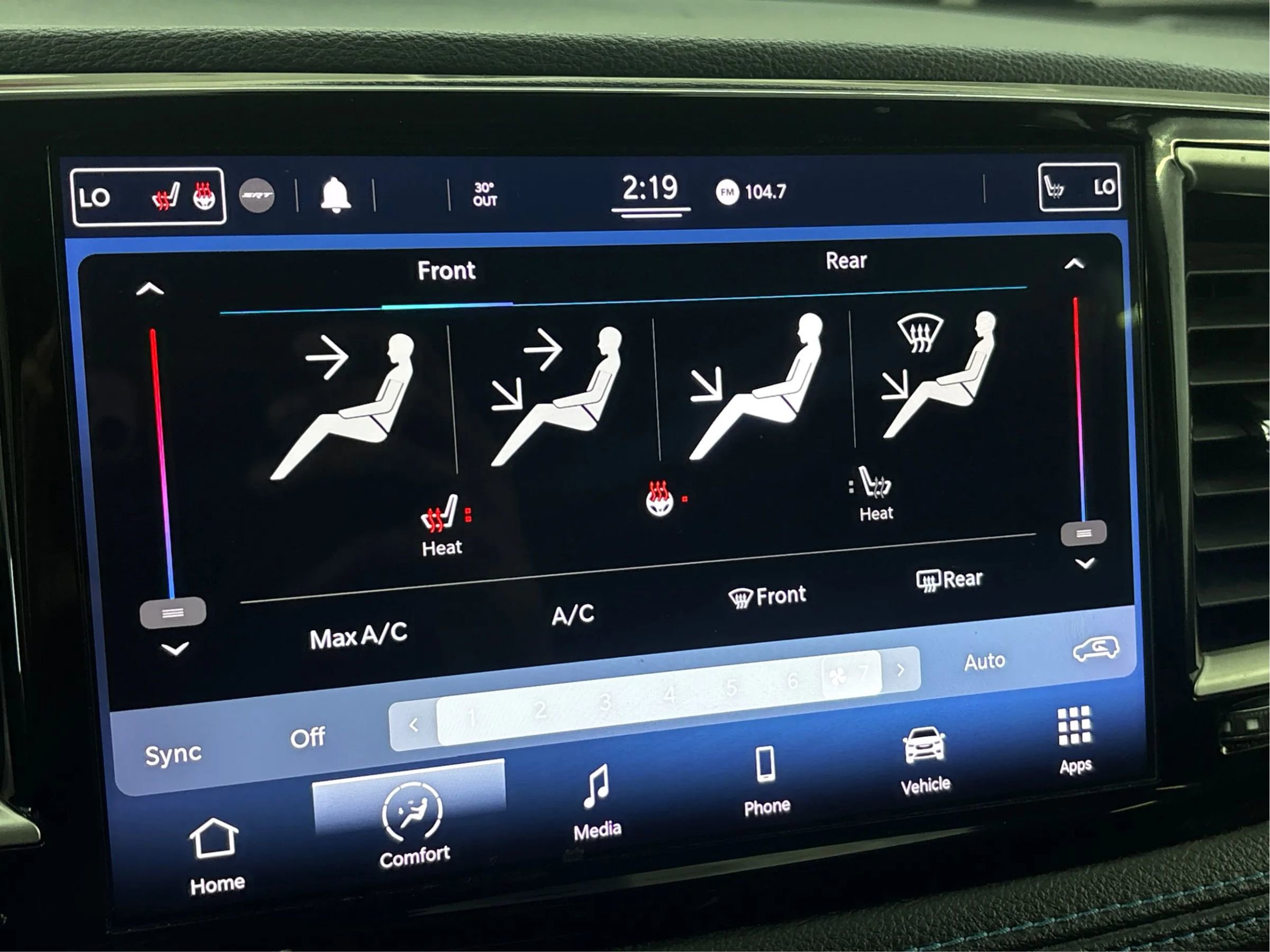 Used 2021 Chrysler Pacifica Touring-L image 34