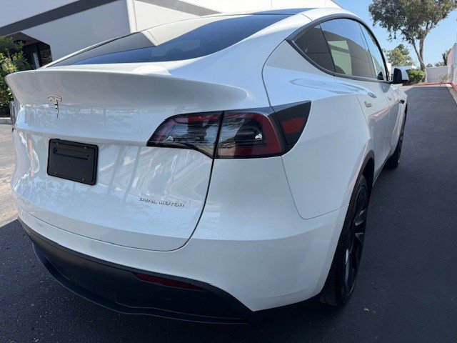 Used 2024 Tesla Model Y 2WD image 8