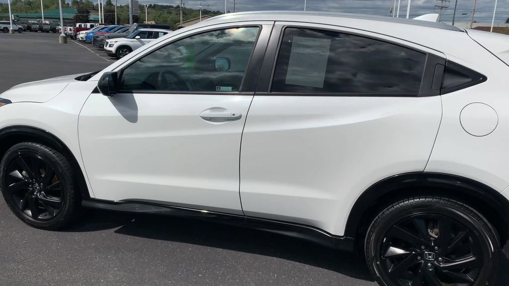 Used 2022 Honda HR-V Sport image 7