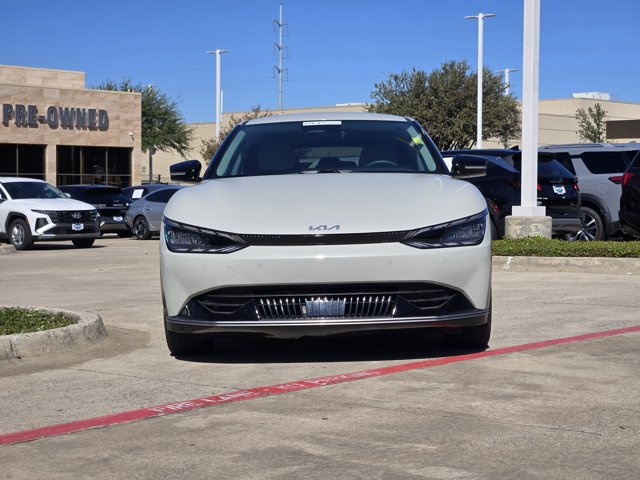 Certified 2023 Kia EV6 Wind AWD/4WD image 2