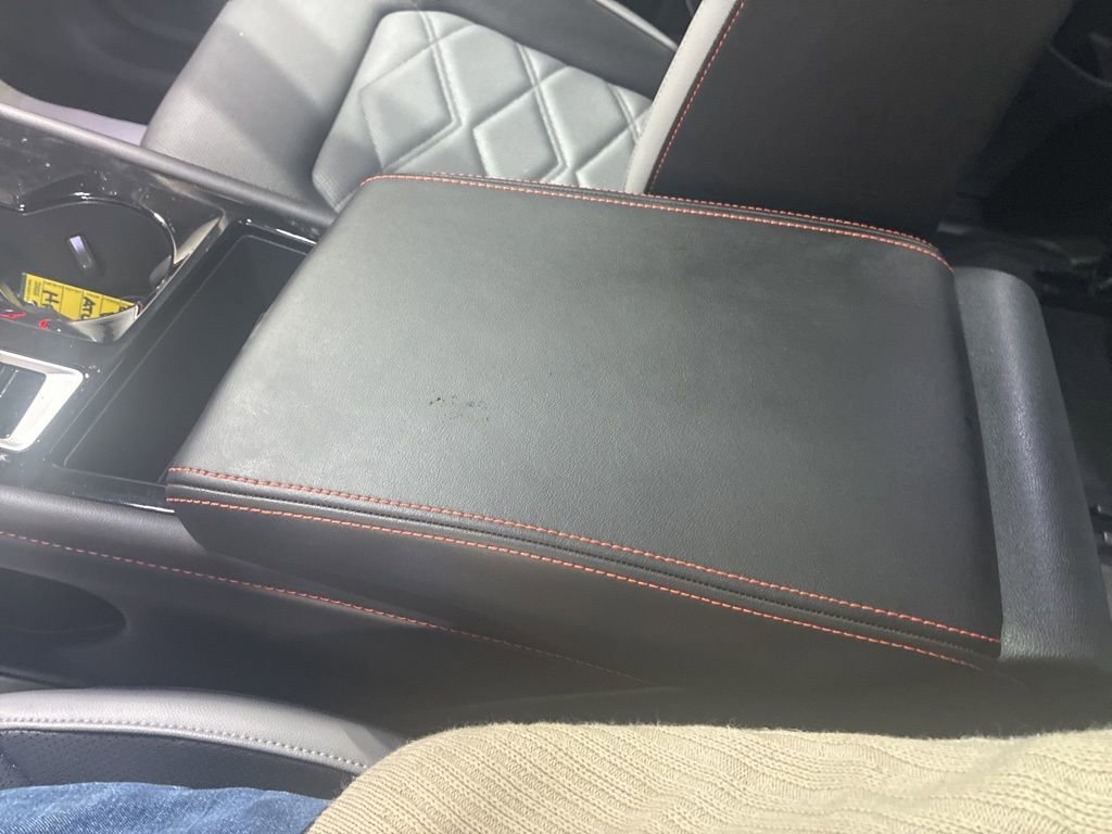 Used 2025 Volkswagen Atlas Peak Edition SE image 15