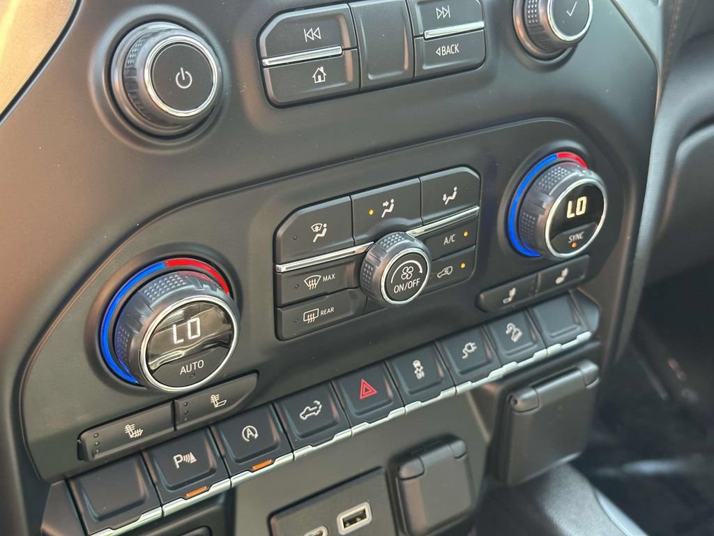 Used 2021 Chevrolet Silverado 1500 LT Trail Boss w/ Convenience Package II AWD/4WD image 21