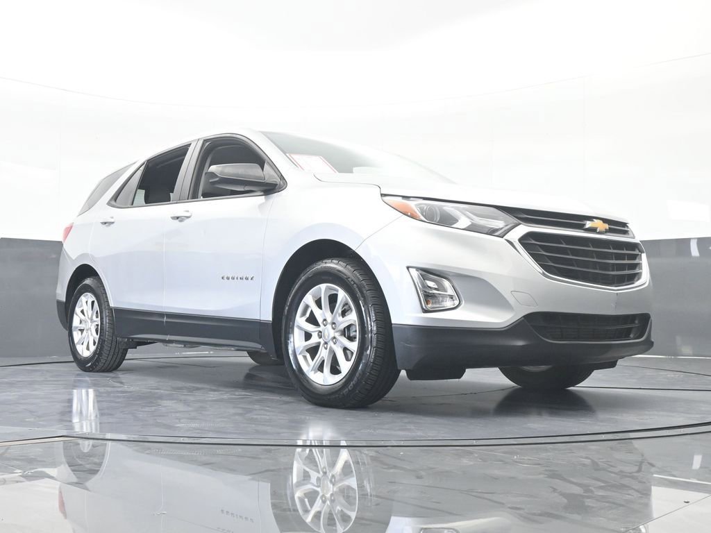 Used 2020 Chevrolet Equinox LS image 58