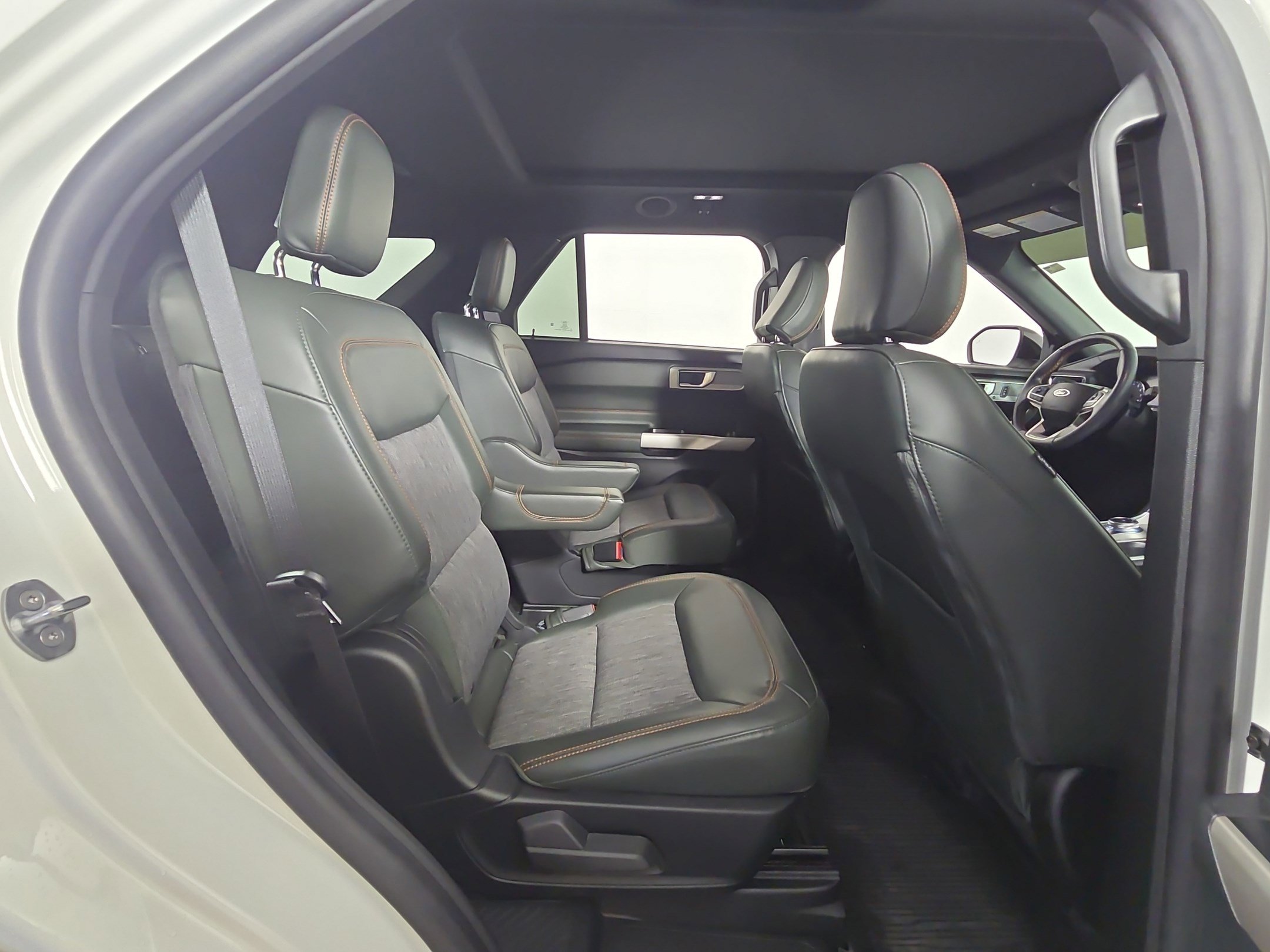 Used 2022 Ford Explorer Timberline w/ Timberline Technology Package image 26