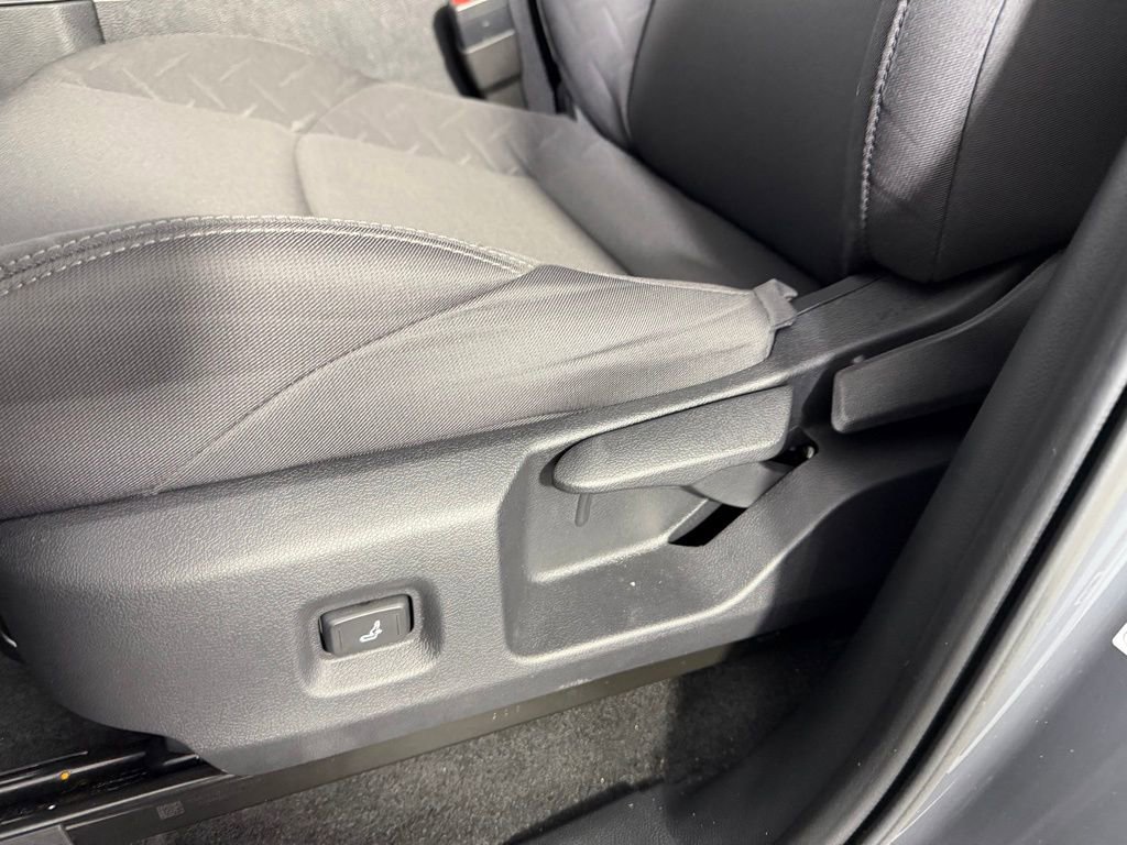 Used 2025 Toyota Tacoma SR image 22