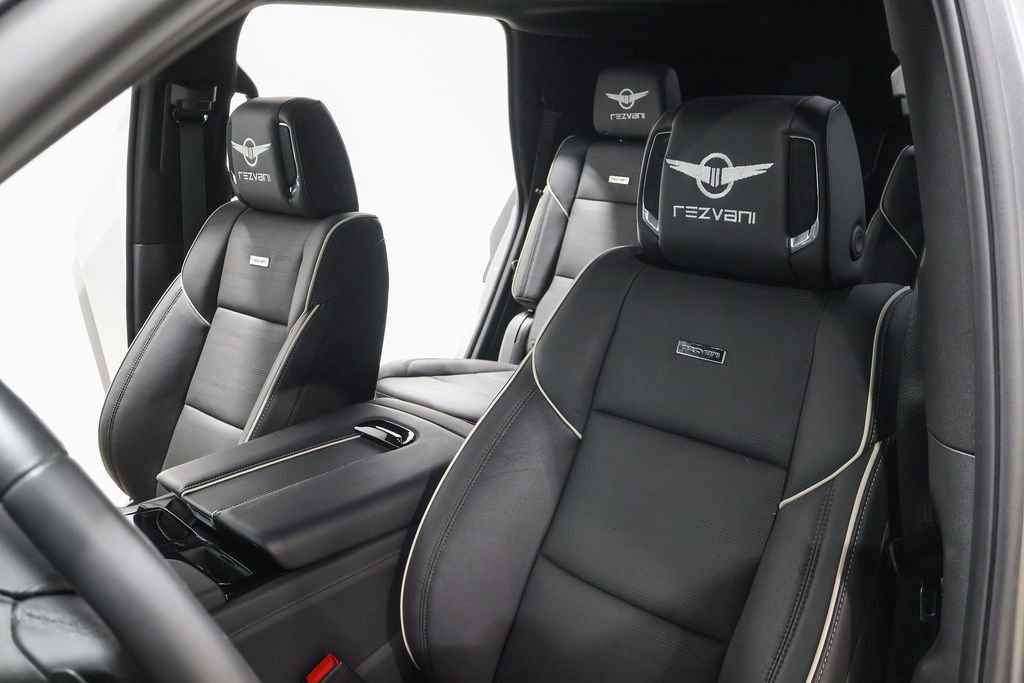 Used 2023 Cadillac Escalade Premium Luxury image 38