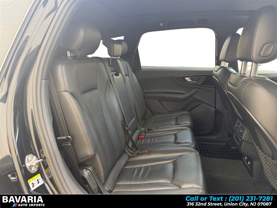 Used 2019 Audi Q7 3.0T Premium w/ Convenience Package AWD/4WD image 18